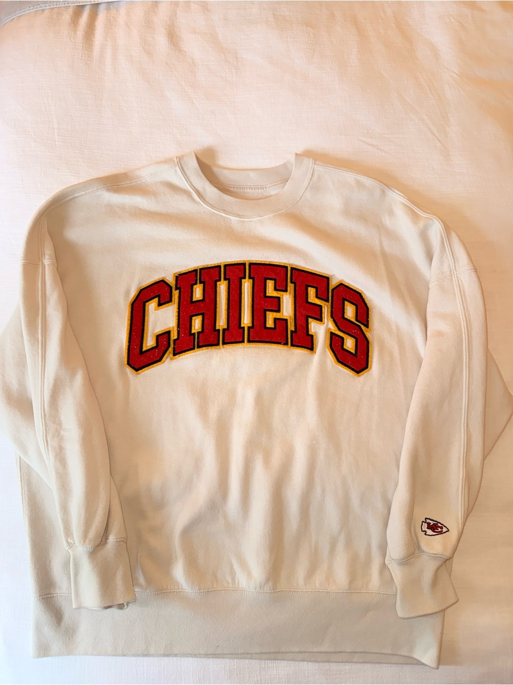 Abercrombie & Fitch Cream Crewneck with Red & Gold 'CHIEFS' Patch
